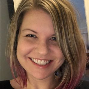 Meet your Posher, Dena